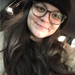 Meet your Posher, Brittany